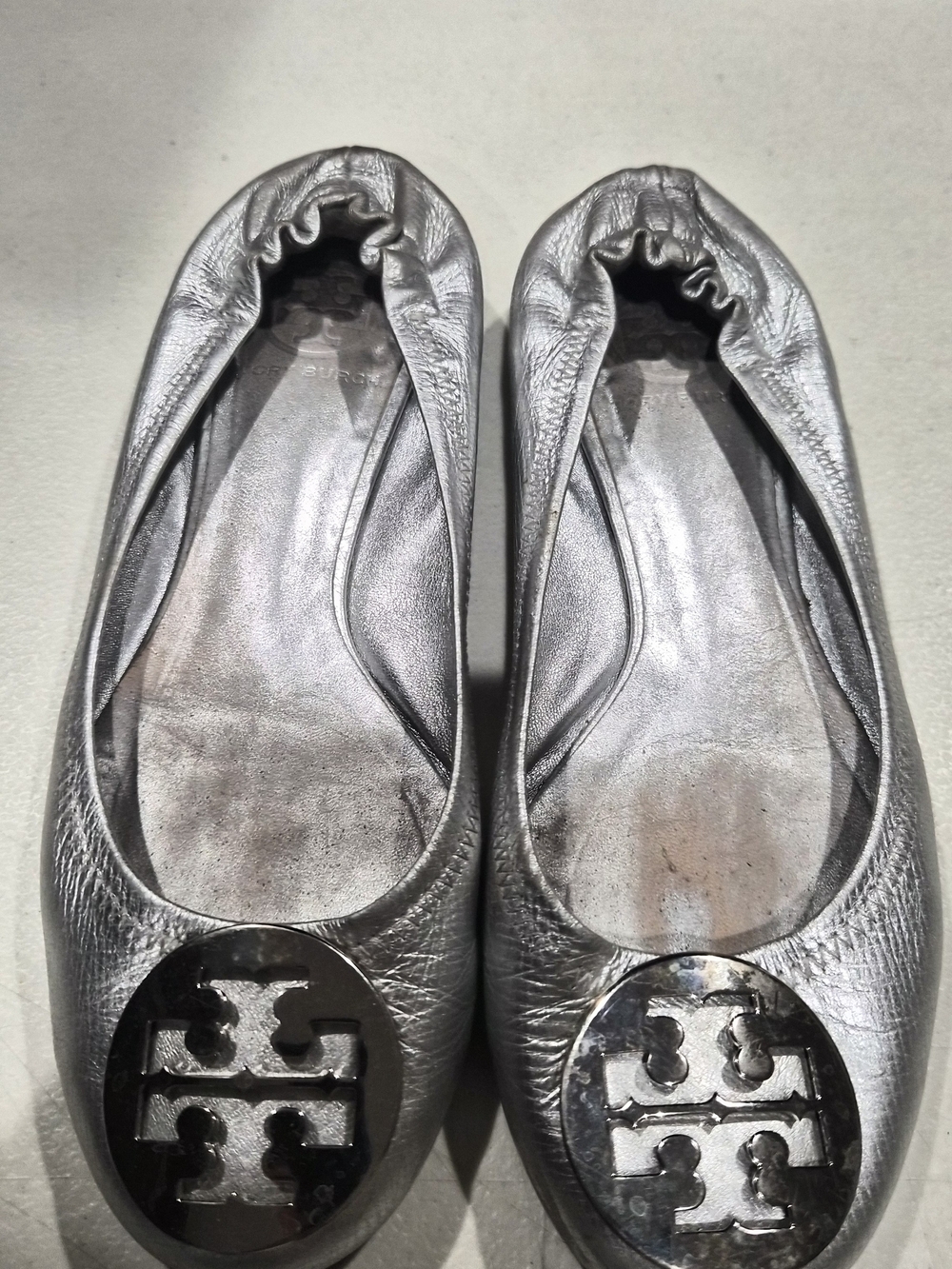 Tory Burch Metallic Silver Logo Leather Ballet Flats